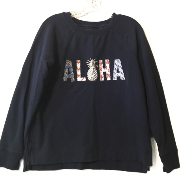 Tommy Bahama Tops - Tommy Bahama blue “Aloha” pineapple sweatshirt M
